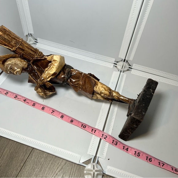 Vintage Mexican Folk Art Paper Mache Figurines Old Man Carrying Wood Logs 13” - Picture 2 of 5